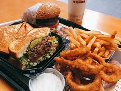 -The Habit Burger Grill 哈比特汉堡(复兴soho店)