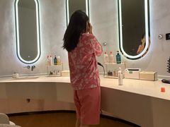 -涨巢·潮玩水疗局