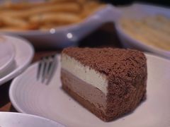 -FEELINGS(亚新广场店)