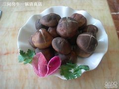 鲜香菇-筋头巴脑牛一锅(朝阳路总店)