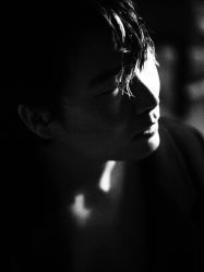 -LIIZ肖像(悦动新门西店)