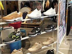 -NIKE KICKS LOUNGE体验店(北京新中关店)
