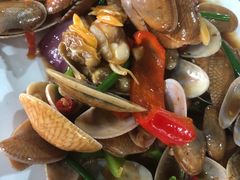 -四川小胡子海鲜(丁村万人海鲜广场店)