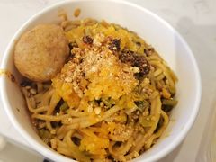 周记热干面-夜未央小吃街