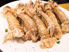 -臻鲜燕海鲜融合餐厅(金陵style店)