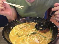 小锅米线-星林居酸辣米线餐厅
