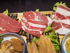 -明洞阿姨·韩式酱蟹烤肉·创意料理(三元桥店)