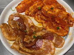 烤招牌厚切鲜猪五花-小米烤肉-泥炉炭烤(常营店)