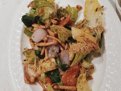 椰油黑松露炒有机杂菜-闻见中国海南菜(K11店)