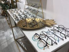 -肆兮眼镜·蔡司·徕卡战略合作店(大坪店)