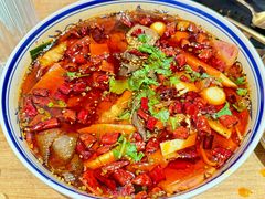 山城毛血旺-川堂风·跷脚牛肉·乐山爆炒(宝山日月光店)