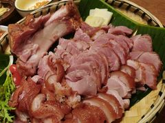 -老滇山寨•云南特色菜•地方菜•民族风情歌舞表演(金碧店)