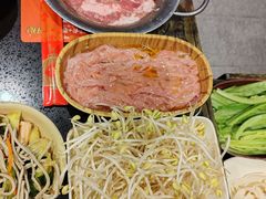 -宽板凳老灶火锅(台湾街店)