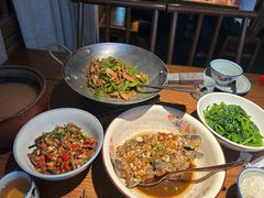 -老湘村·湖南土菜(天河维多利店)