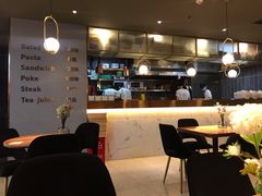 -POKEE VIA&Brunch·维娅(重庆来福士店)