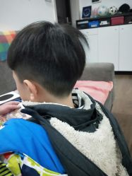 -PE SALON