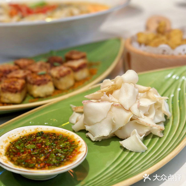 哇❗️山城外空降大魔方 | 好吃的汤都要喝完！