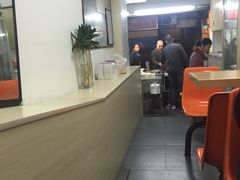 -八哥酸辣粉(大中路步行街店)