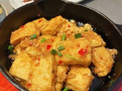 蒜香火腿包浆豆腐-云海肴·汽锅鸡·云南菜(高德置地店)