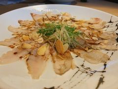 薄切鲜鱼片-穹六人间 people 6(岳阳路店)