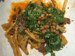 -成都你六姐·牛肉冒菜(城市集市合生汇店)