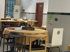 -濠轩阁特色生蚝火锅总店