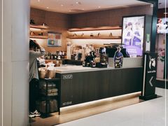 -瑞幸咖啡(巴黎春天陕西路店)