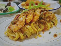 南洋大虾龙利鱼宽面-HELLO 27 意面·沙拉·帕尼尼