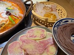 -洱火云南酸菜牛肉火锅(石景山当代商城店)