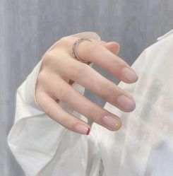 -悦指间美甲美睫