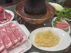 -楼外楼肥羊木炭火锅居(乐群街店)