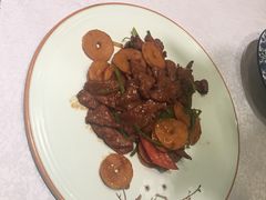 秘蒜爆牛肉-卫鼎轩·曹公馆(鼓楼店)
