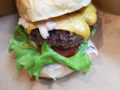 -BURGER BRO'S