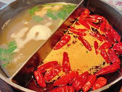 草本鸳鸯锅-盡膳口福跷脚牛肉火锅(晶耀前滩店)