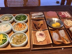 -银米·云南传统过桥米线(双廊黑金冠店)
