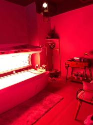 -极昼美黑24H日晒沙龙