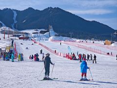 -丝绸之路山地度假区滑雪场