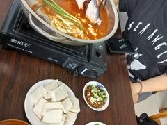 -苗侗地道红酸.酸汤鱼·酸汤牛肉