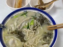招牌黄鱼面-明呈黄鱼面馆(斜土路店)