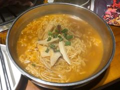 -万兴佳烤肉·长白山老味道(东岸里店)
