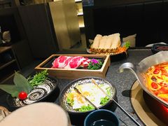 -湊湊火锅·茶憩(打浦桥日月光店)