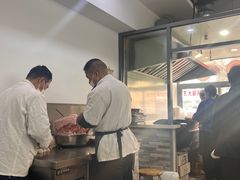 -黄阿姨锅贴大王(万航渡路店)