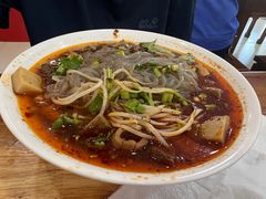 -胡成记口蘑龙眼包子(盐道街店)