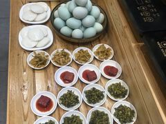 -老前童小吃(北明程路店)