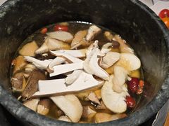 -芸山季·云南山珍菌火锅(南翔印象城MEGA店)