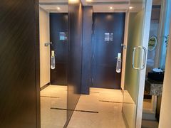 -青岛海尔洲际酒店