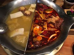 -湊湊火锅·茶憩(杭州湖滨银泰in77店)