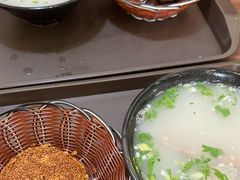 -万红路羊汤烧饼店(将台路店)