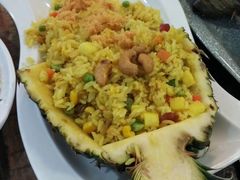 -玖月时尚泰式餐厅
