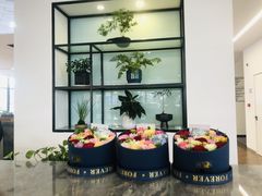 -宁波宝信宝马4S店(江北日湖店)